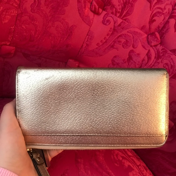 Kate Spade wristlet wallet metallic silver gold - Picture 4 of 8